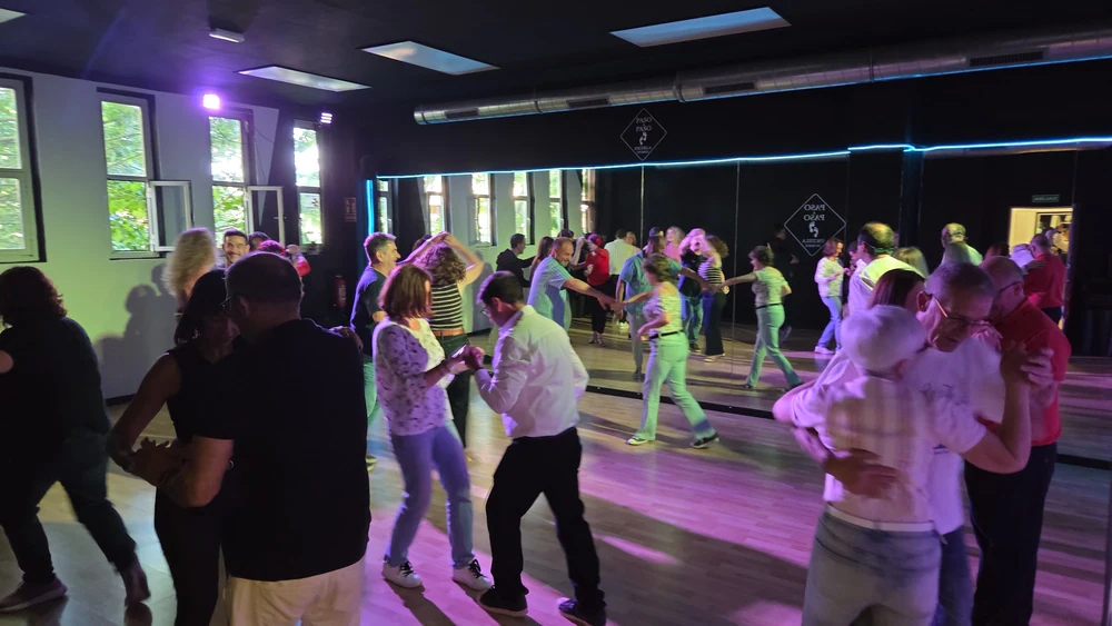 Foto de Escuela de Baile Paso A Paso Alcala de Henares