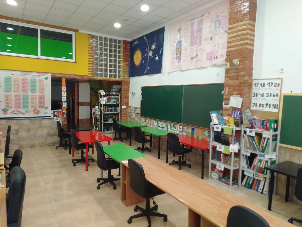 Foto de Centro de estudios y refuerzo educativo "Las clases de Antonio".