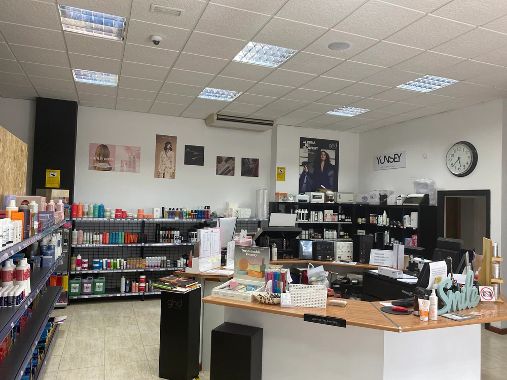 Foto de COMERCIAL- ACADEMIA CORBELL