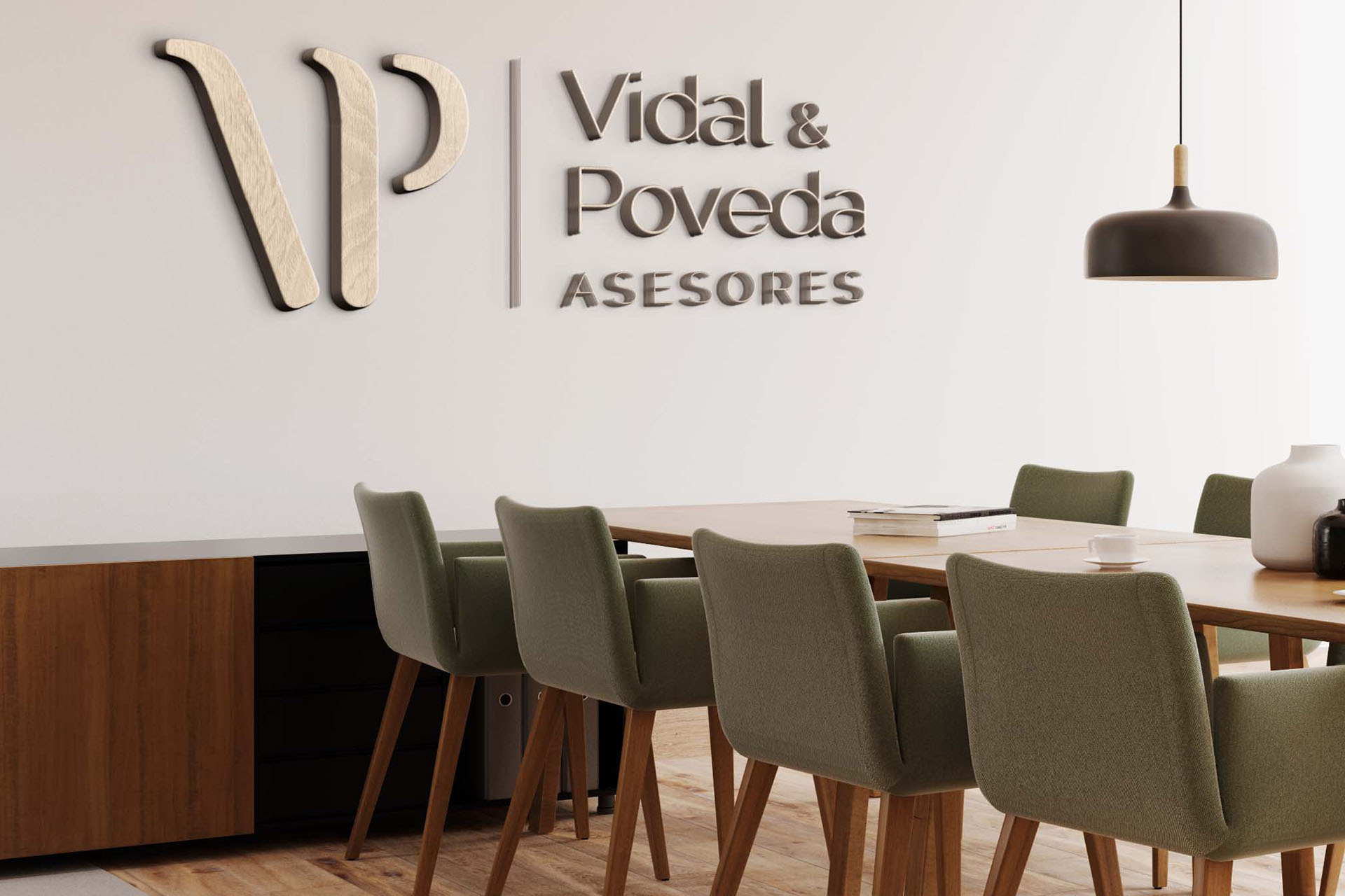 Logo de Vidal & Poveda Asesores