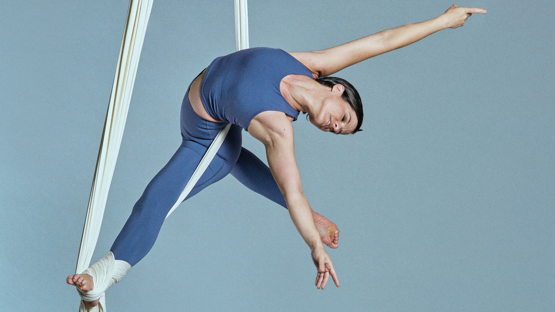 Vértice Acrobacia Y Danza Aérea