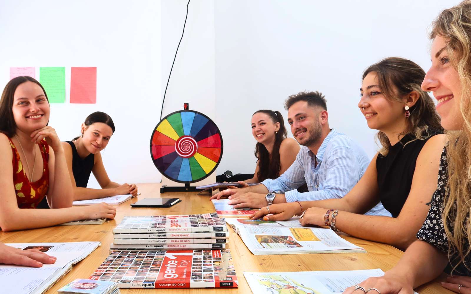 World Class Bcn Spanish school - Free trial class