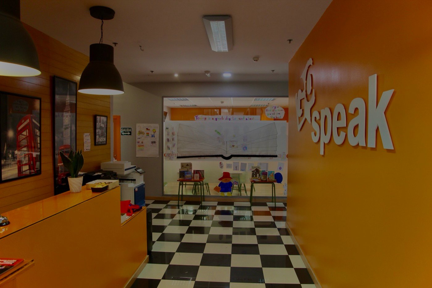 Logo de Gospeak Academia